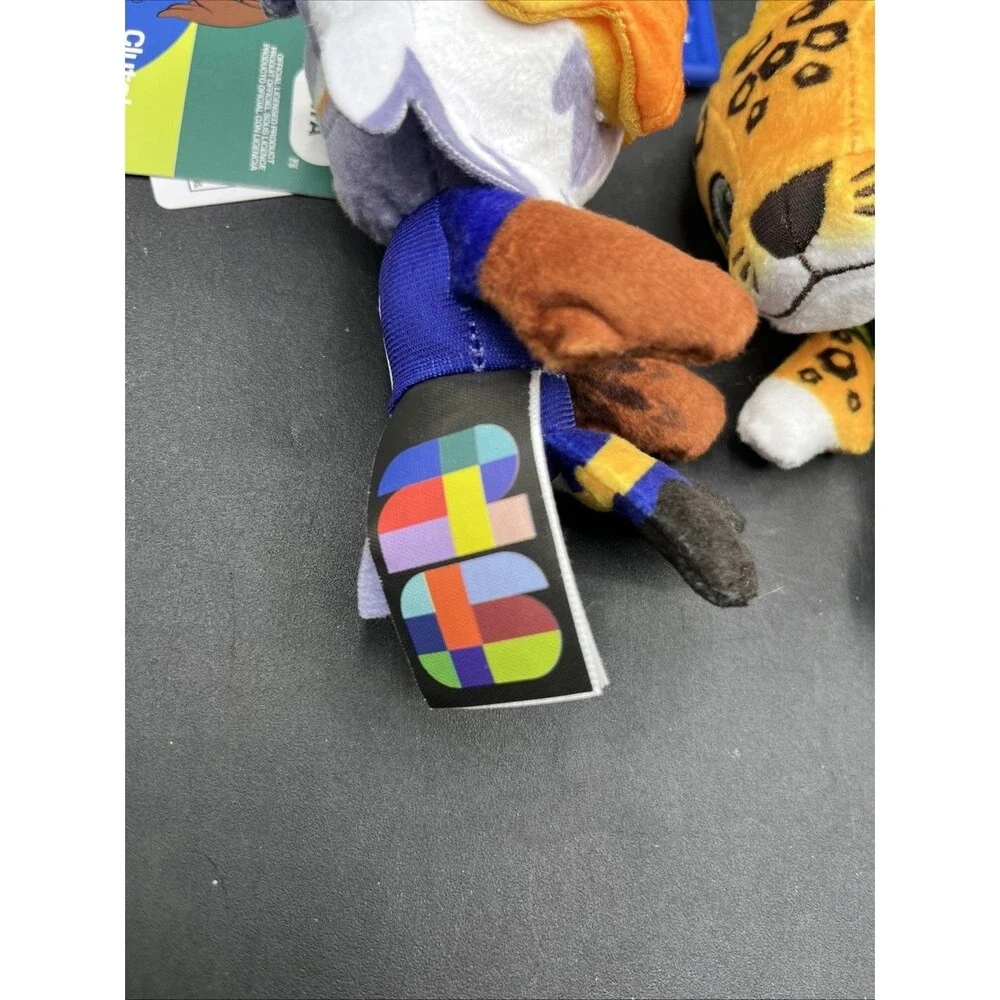FIFA World Cup 2026 Plush Mascot Lot of 2 Jazwares Clutch Zayu USA Mexico NWT